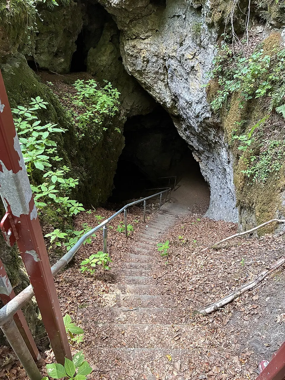Immagine: Heinrich Stürzl · CC BY-SA 4.0 Arndthöhle bei Attenzell