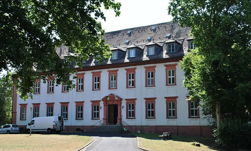 Obrázek: Monandowitsch · CC BY-SA 4.0 Schloss Kirchschönbach