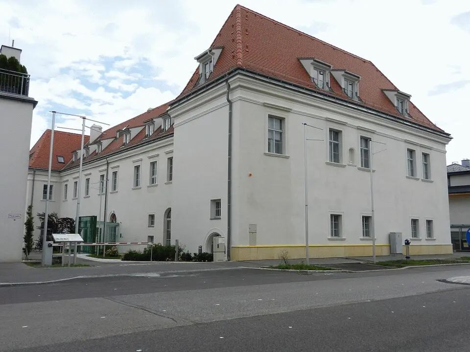 Obrázek: Waerfelu · CC BY 3.0 Schloss, Gut Freyenthurn
