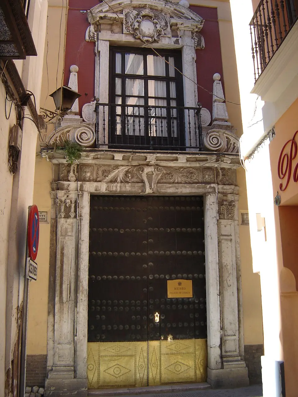 Wikimedia Commons · Public domain Palacio de la Condesa de Lebrija