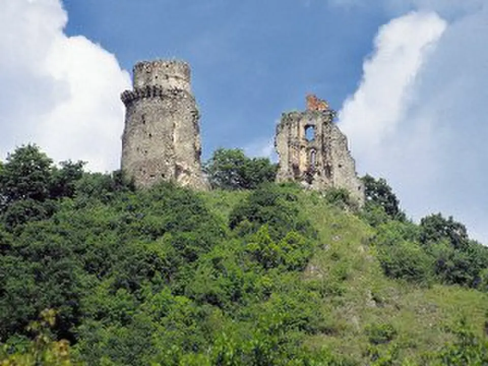 Bild: Jofo · Public domain Burg Slanec