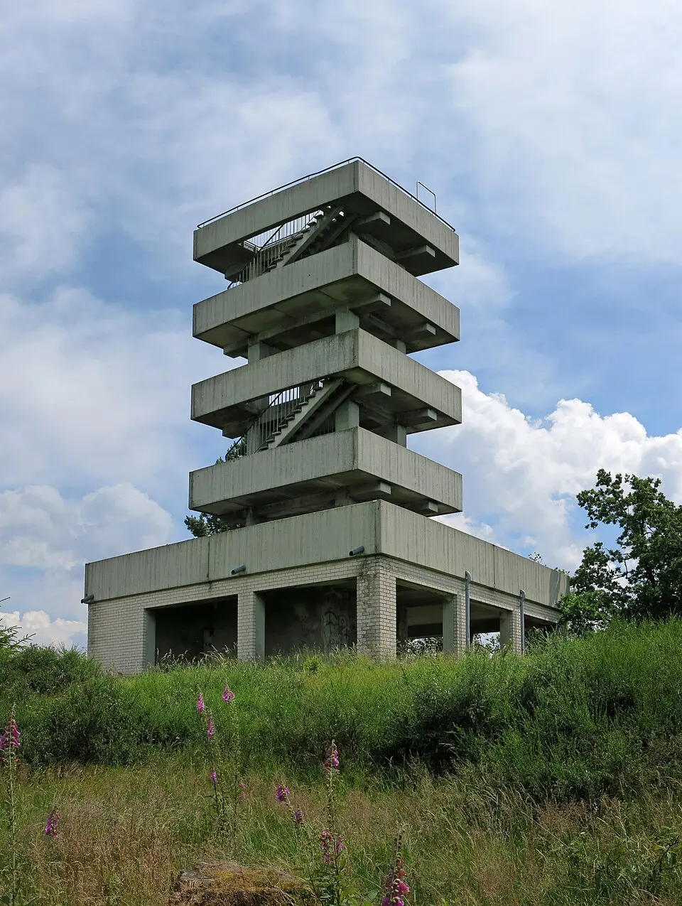 Slika: Jörg Braukmann · CC BY-SA 4.0 Bollerbergturm