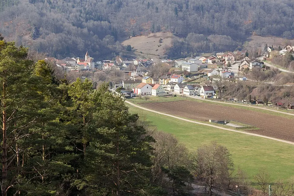 Bild: Derzno · CC BY-SA 3.0 Solnhofen