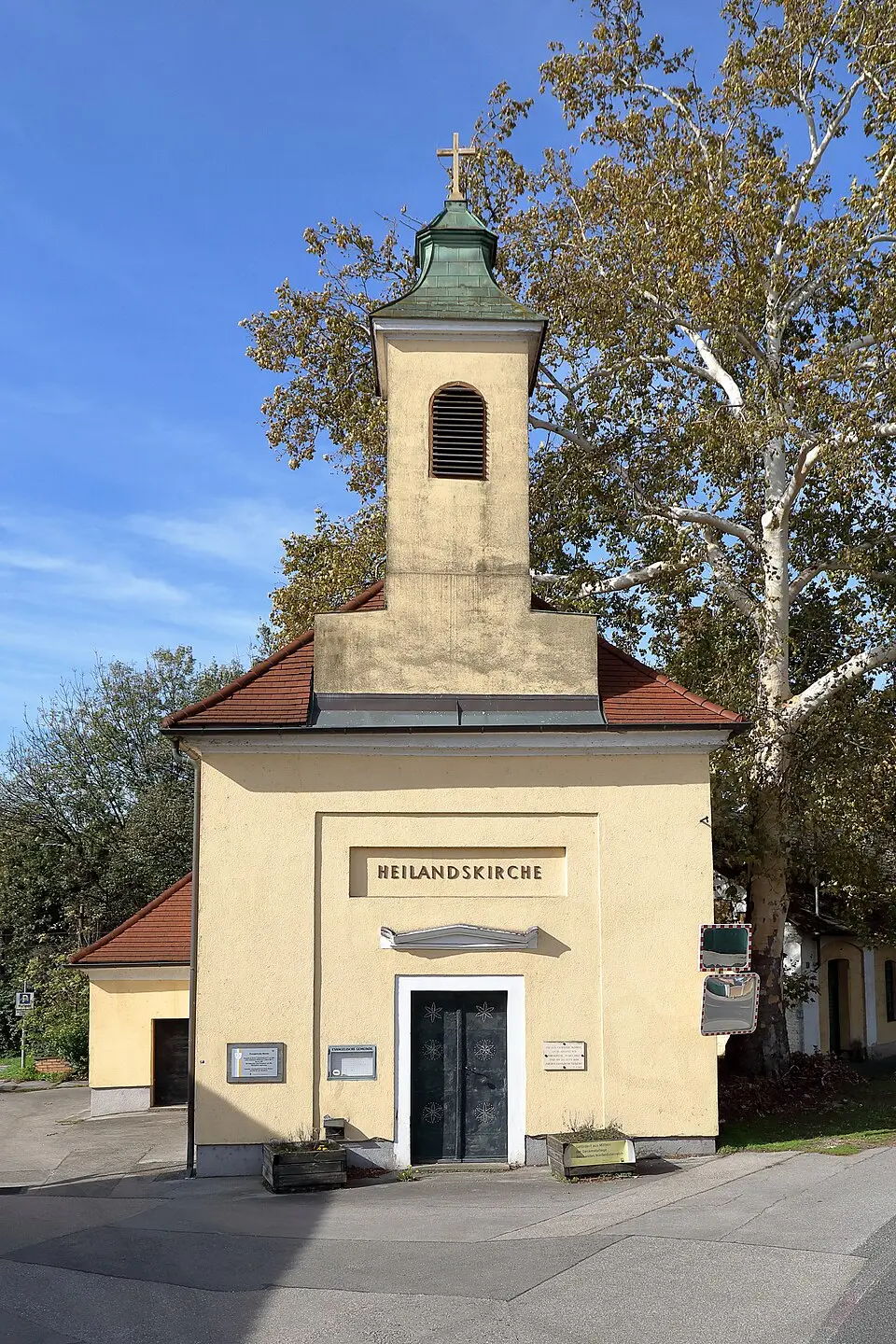 Bild: C.Stadler/Bwag (talk / email) · CC BY-SA 4.0 Heilandskirche Spillern