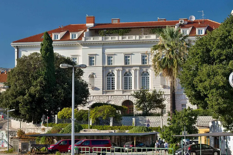 Nadbiskupska palača u Splitu