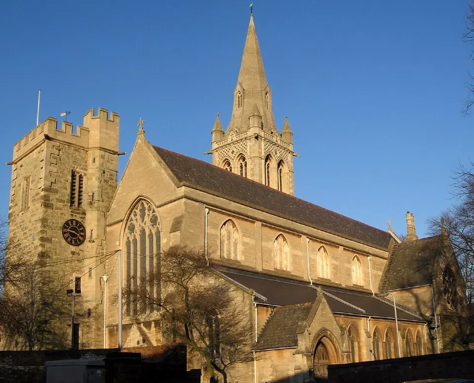 Slika: G-Man · Public domain St Andrew’s Church (Rugby)
