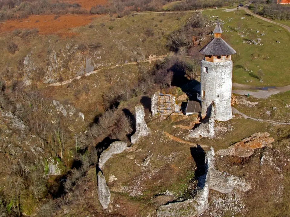 Bild: David Franjković · CC BY-SA 3.0 Burg Drežnik