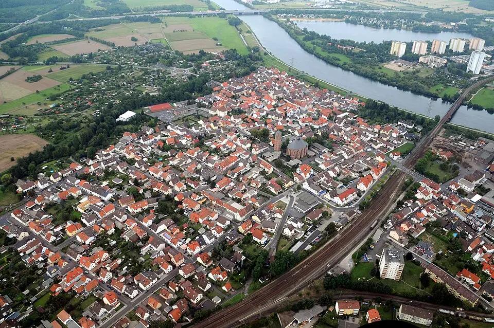 Bild: Fritz Geller-Grimm supported by Rüdiger Wandke · CC BY-SA 3.0 Stockstadt am Main