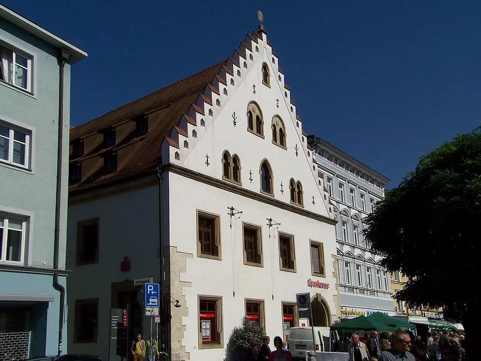 Image: Elcom.stadler · CC BY-SA 3.0 Stadtsparkasse Straubing