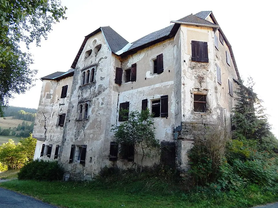 Immagine: Krenn Aline · CC BY-SA 3.0 AT Schloss Velden