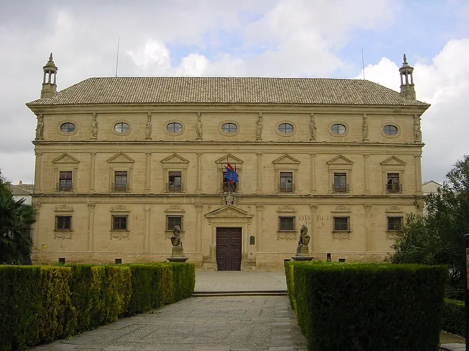 Obrázek: Allie_Caulfield · CC BY 2.0 Palacio Vázquez de Molina
