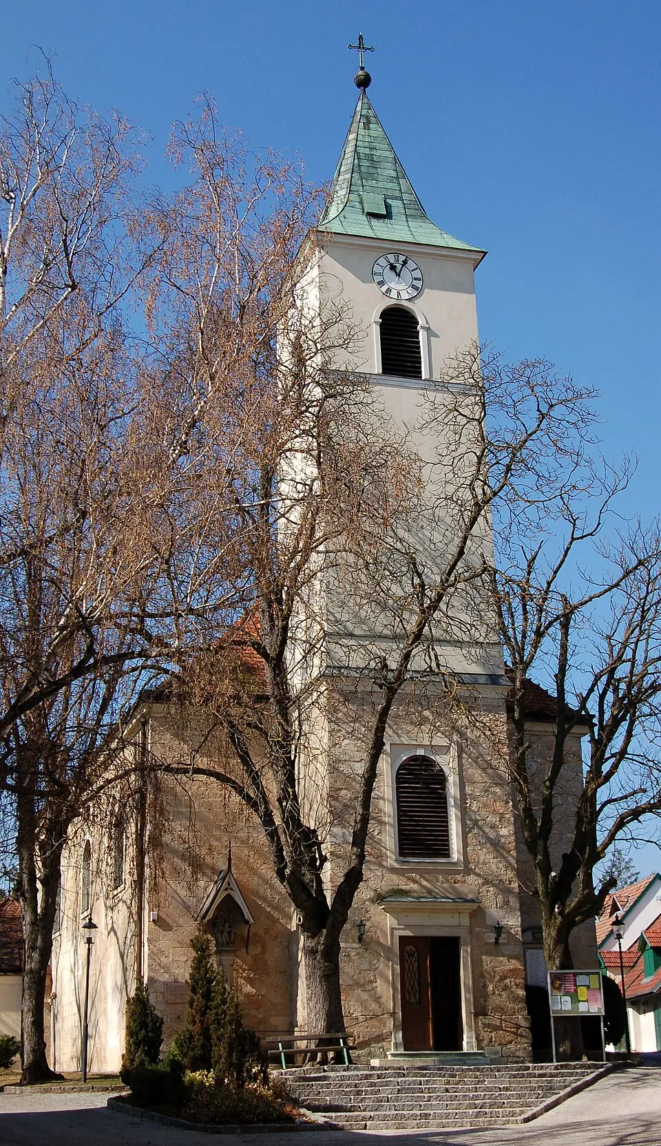 Bild: Wolfgang Glock · CC BY-SA 3.0 Martinskirche (Bad Fischau-Brunn)