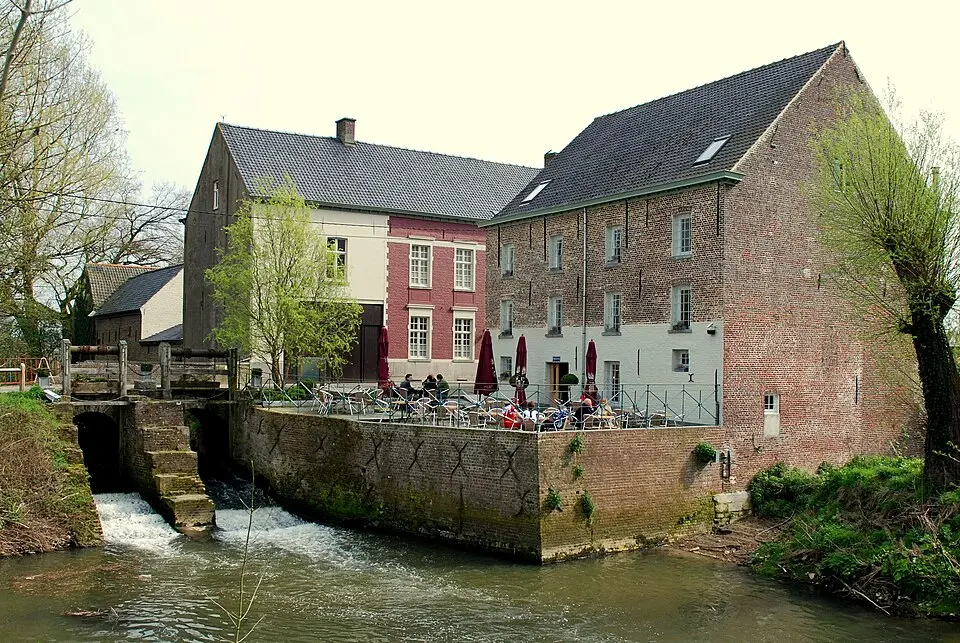 Bild: Paul Hermans · CC BY-SA 3.0 Nederzwalm-Hermelgem