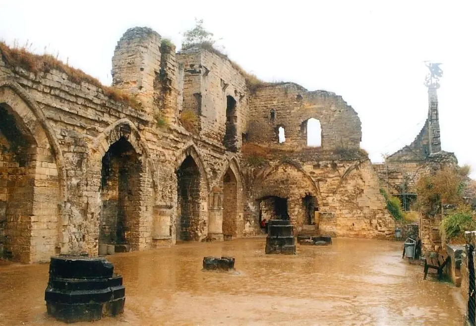 Bild: The original uploader was B.F.G. at Dutch Wikipedia. · CC BY-SA 3.0 Ruine Valkenburg