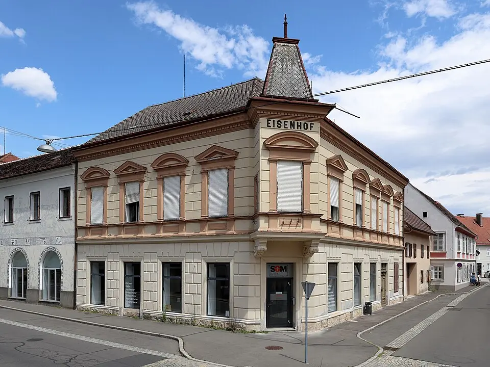 Wohn- und Geschäftshaus, Eisenhof