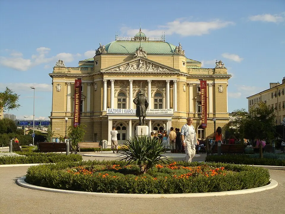 Bild: Djoko · CC BY-SA 3.0 Kroatisches Nationaltheater Rijeka