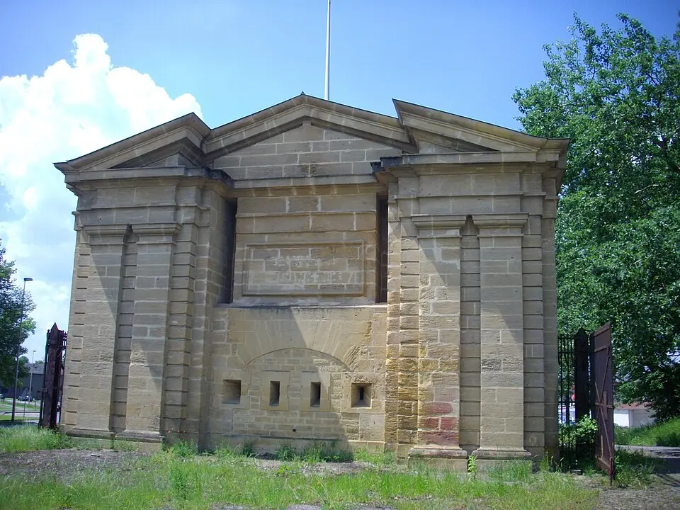 porte du Couronné d'Yutz