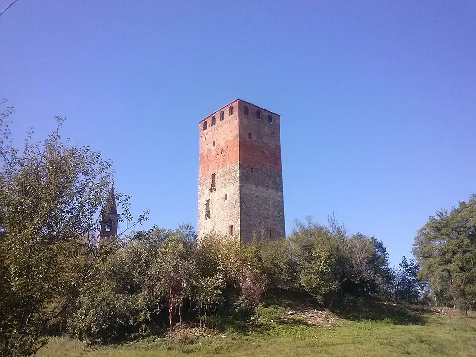 Bild: Mattia94raggio · CC BY-SA 3.0 Torre di Montebolzone