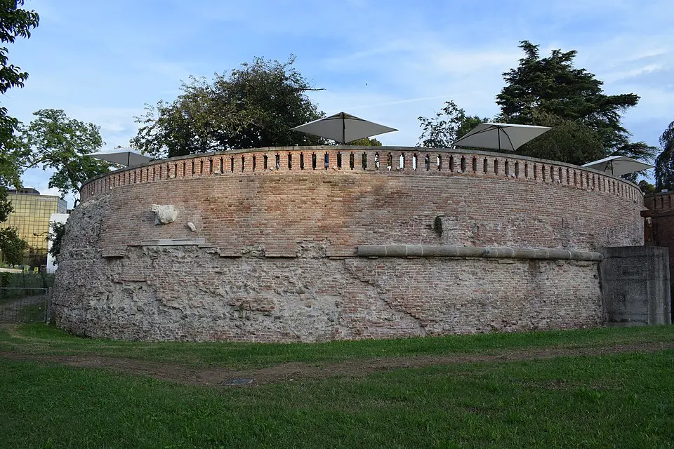 Torrione dell'Arena