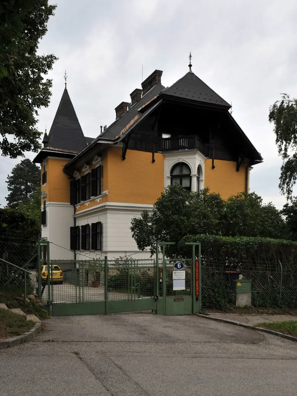 Obrázek: Ailura · CC BY-SA 3.0 Villa Kastner