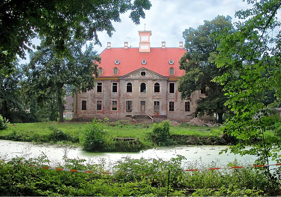 Schloss Leuben