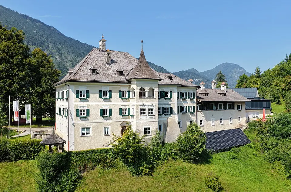 Schloss Oberrain, Unken