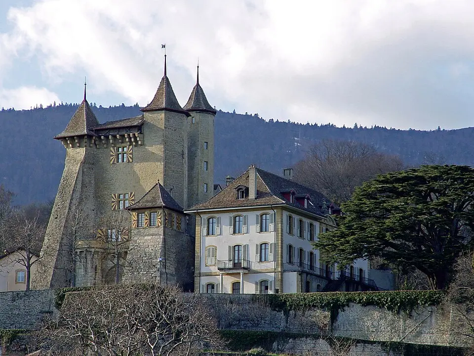 Immagine: Yesuitus2001 at de.wikipedia · CC BY-SA 2.5 Schloss Vaumarcus