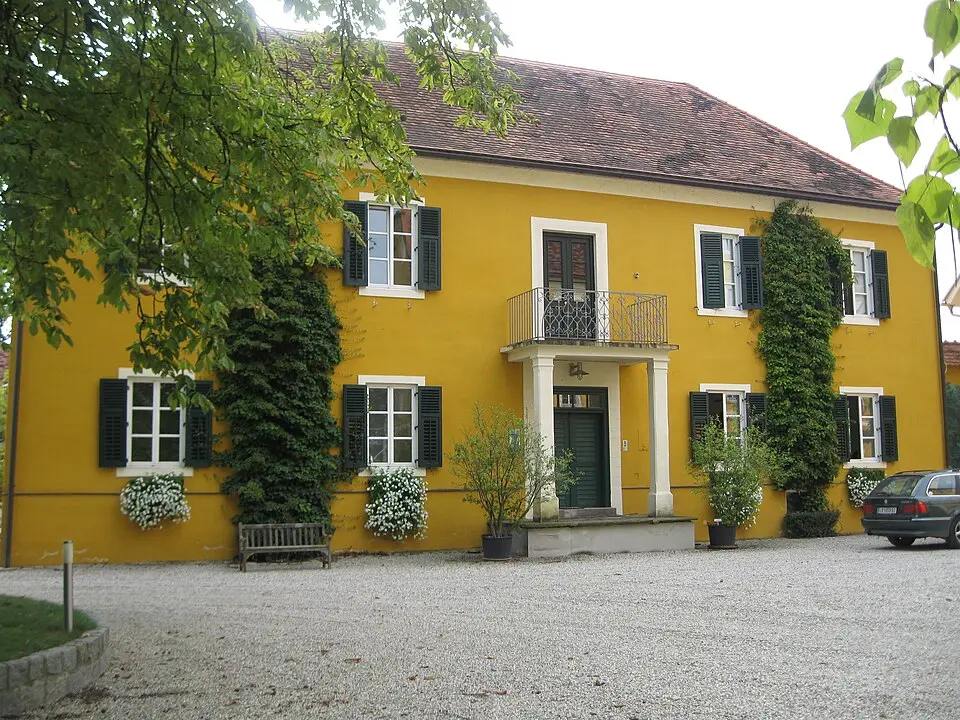 Immagine: KocmutD · CC BY-SA 3.0 Verwalterhaus