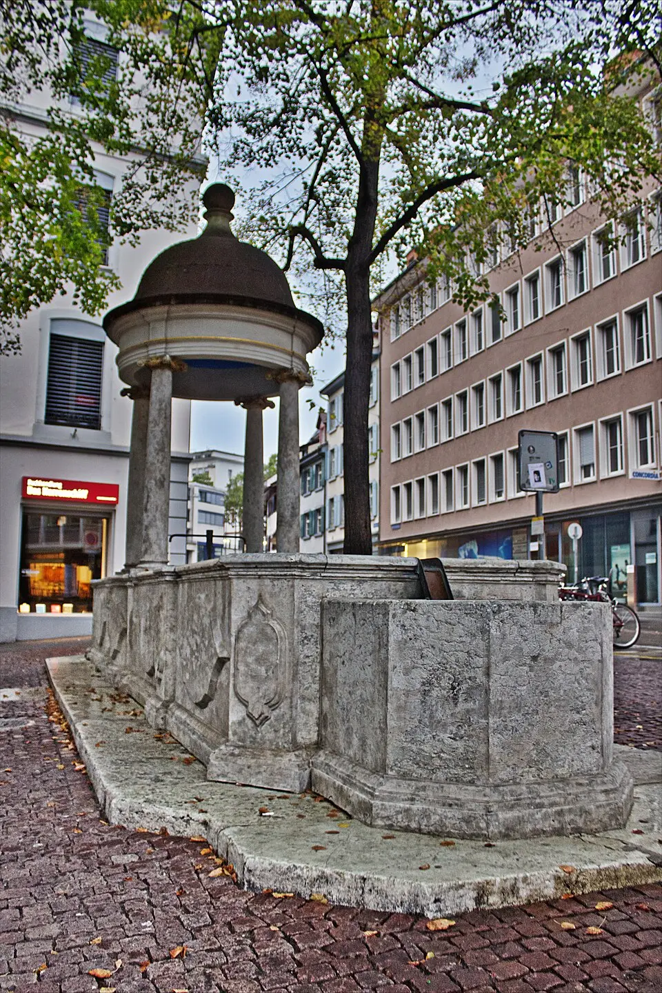 Vierlindenbrunnen