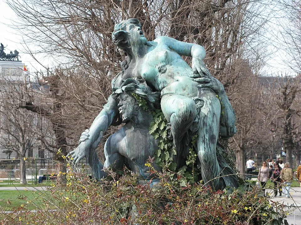 Bild: Yair Haklai · CC BY-SA 3.0 Triton- und Nymphen-Brunnen, Tilgnerbrunnen