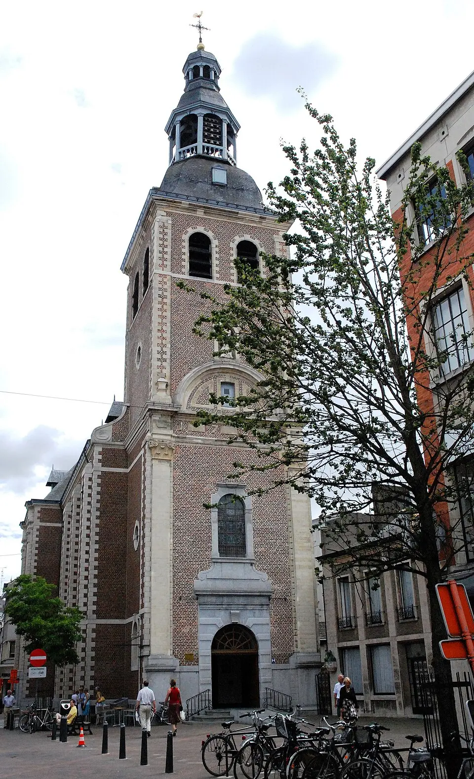 Bild: Paul Hermans · CC BY-SA 3.0 Basilika Virga Jesse