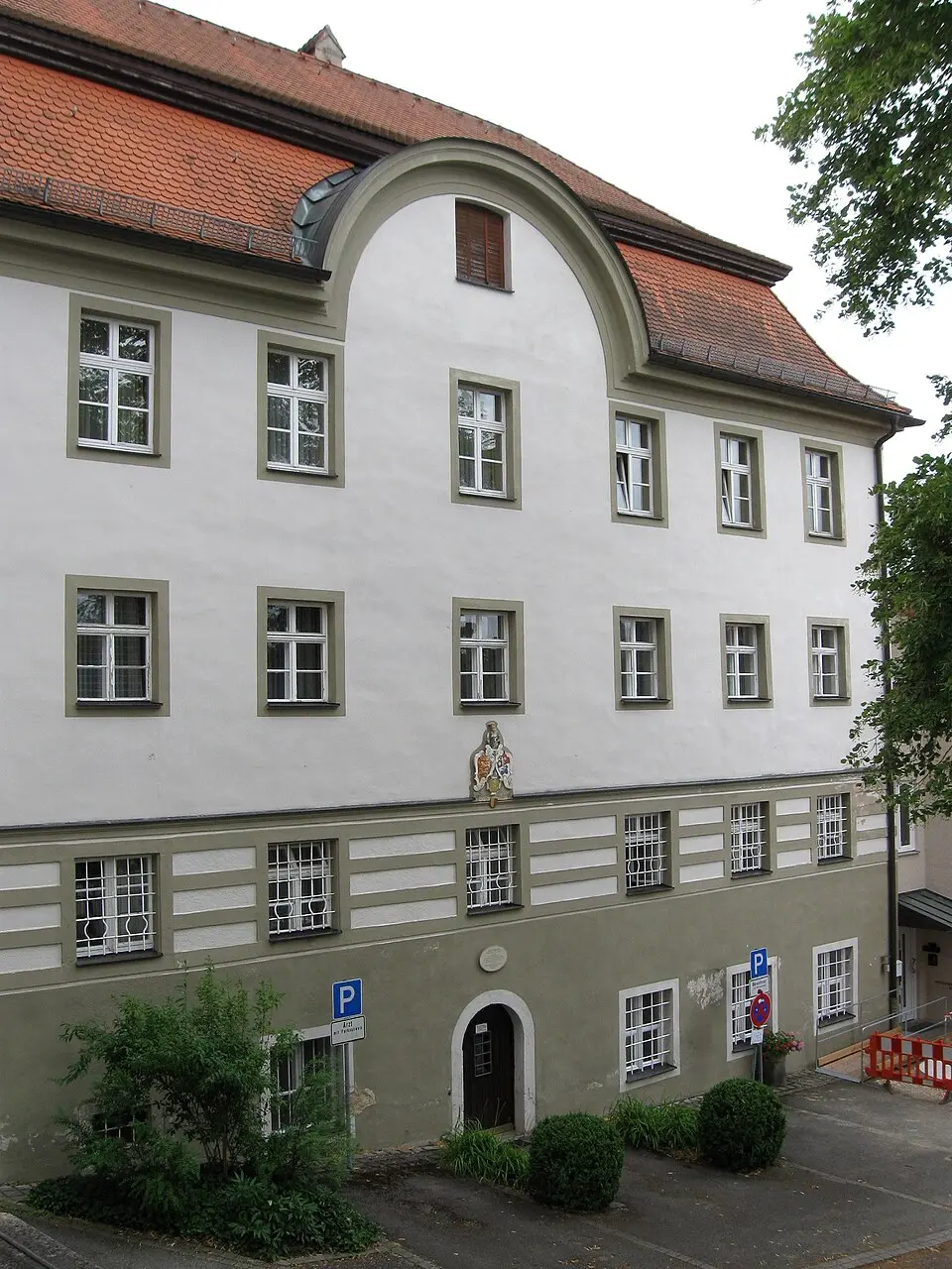 Image: Rufus46 · CC BY-SA 3.0 Walburgiberg 5 (Eichstätt)