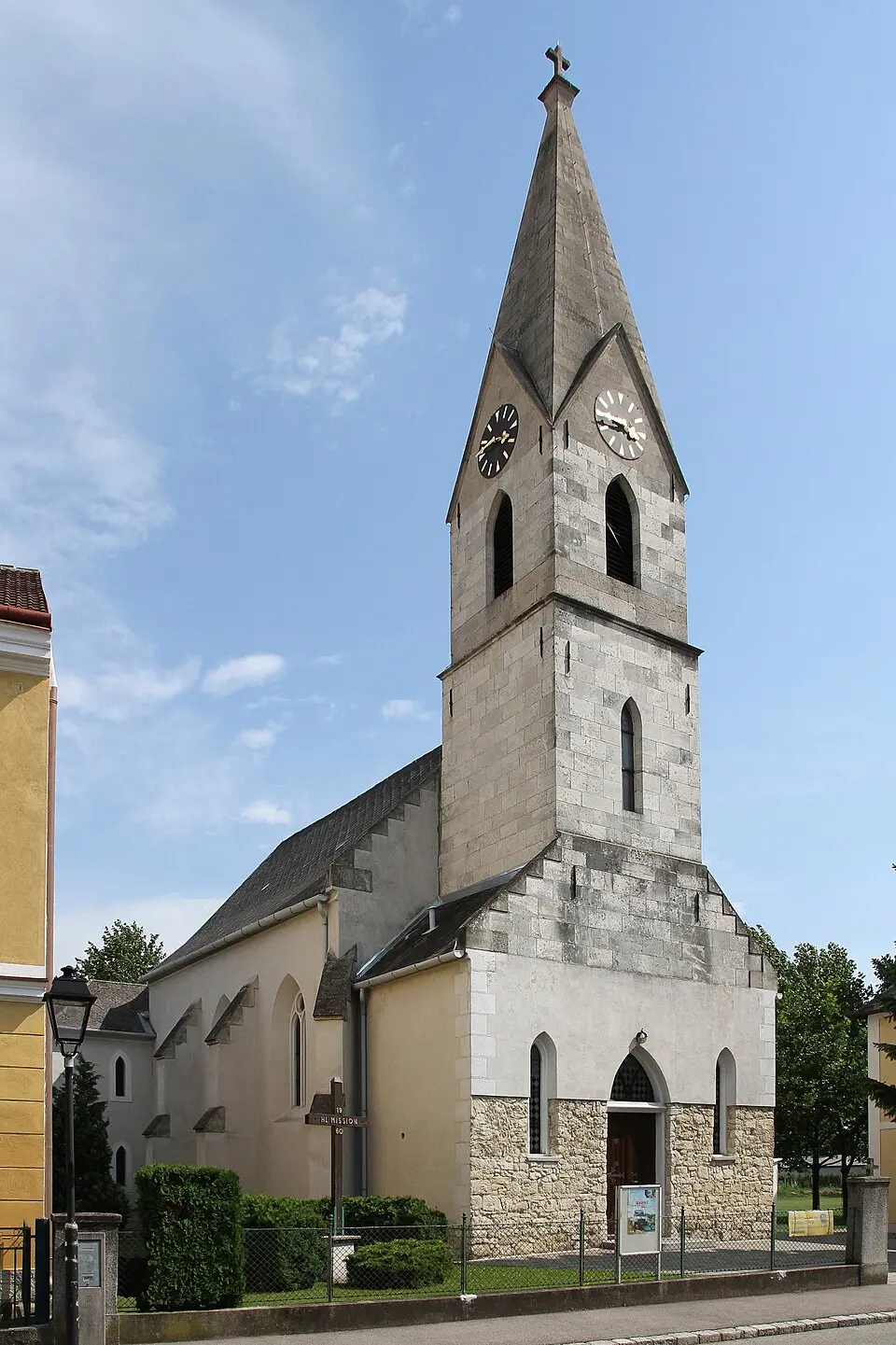 Bild: C.Stadler/Bwag · CC BY-SA 3.0 Kath. Pfarrkirche hl. Nikolaus