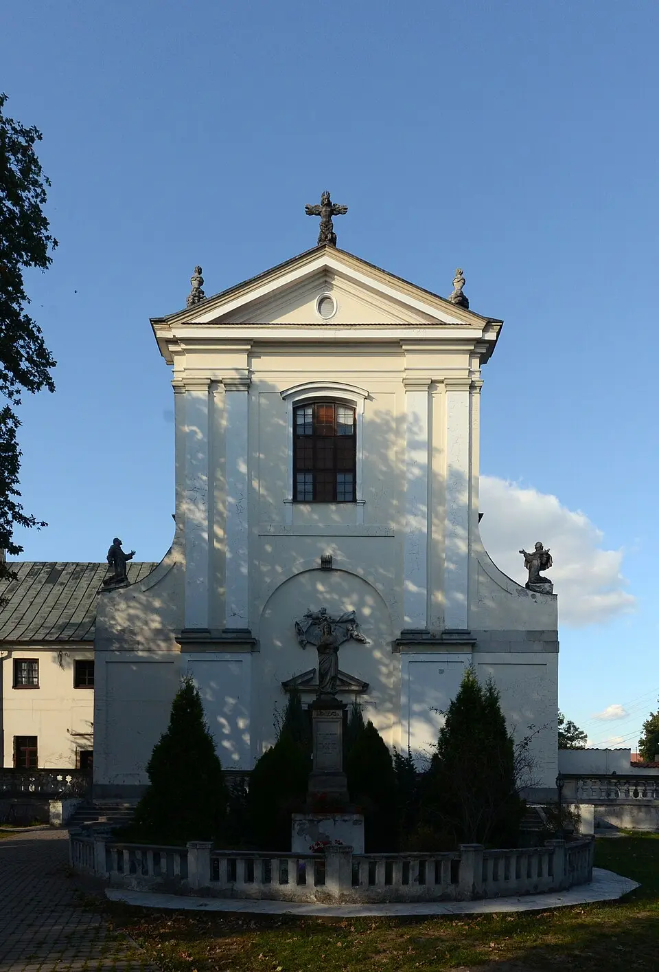 Kościół św. Antoniego i św. Piotra w Węgrowie