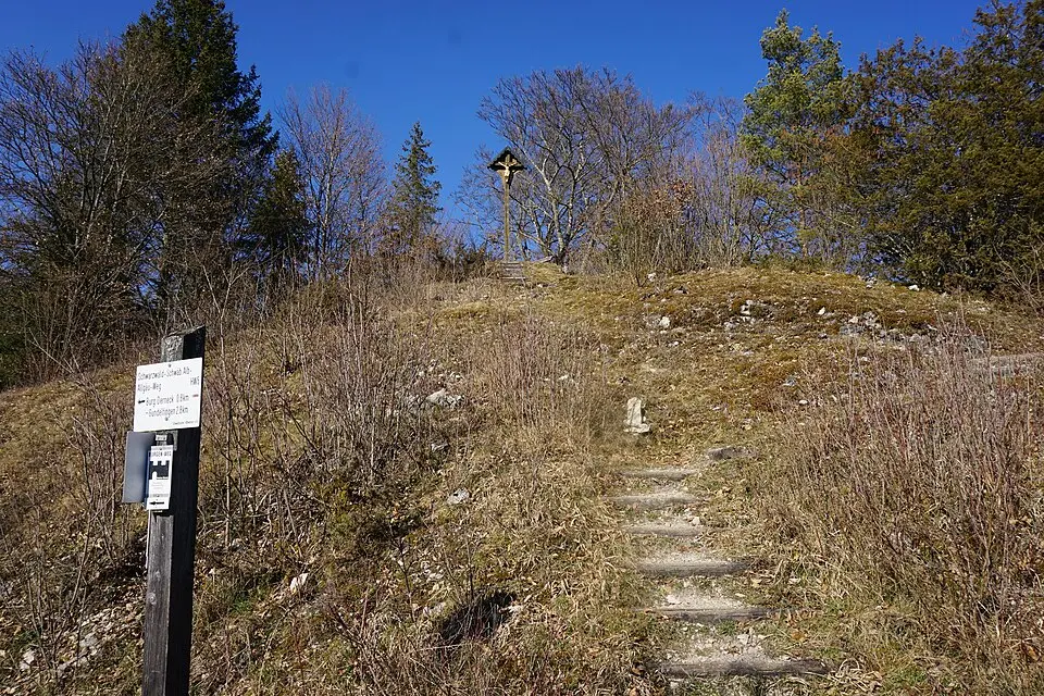 Bild: Peter Kreuzmann · CC BY-SA 4.0 Burg Weiler (Münzdorf)