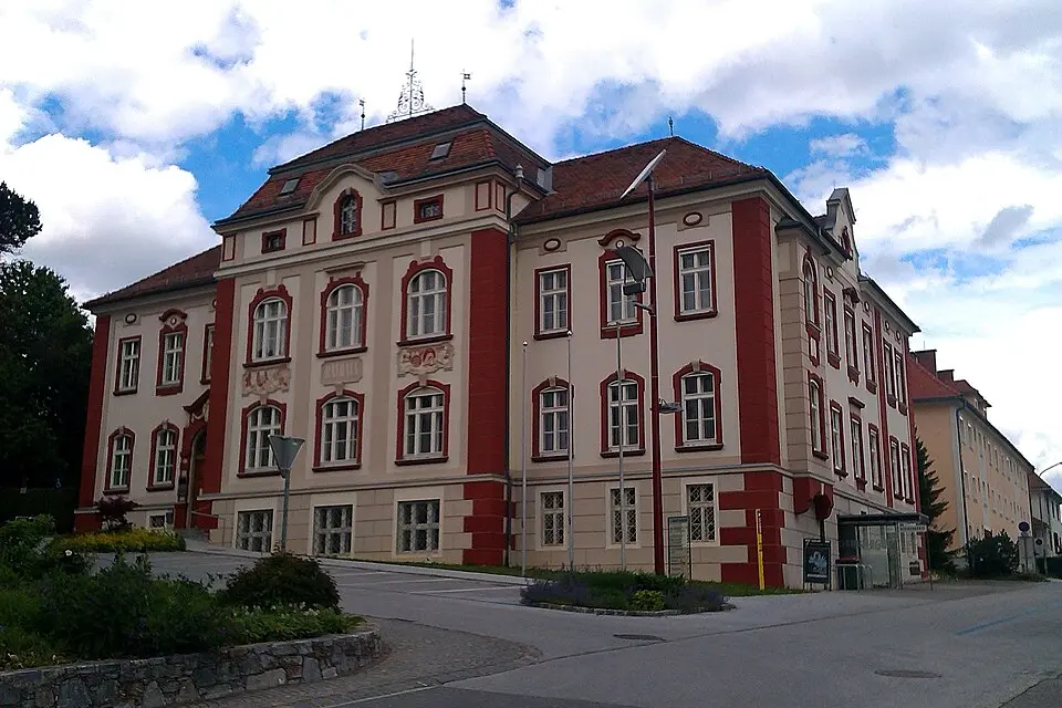 Bild: Andi oisn · CC BY-SA 3.0 AT Rathaus