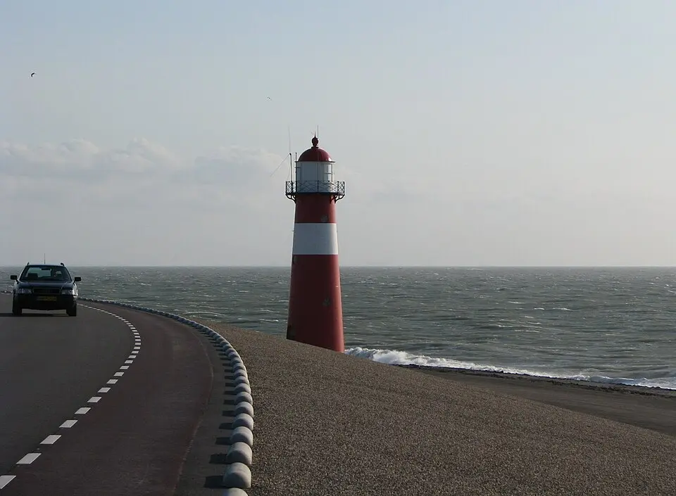 Bild: Wolfgang Pehlemann · CC BY-SA 3.0 Leuchtturm Westkapelle