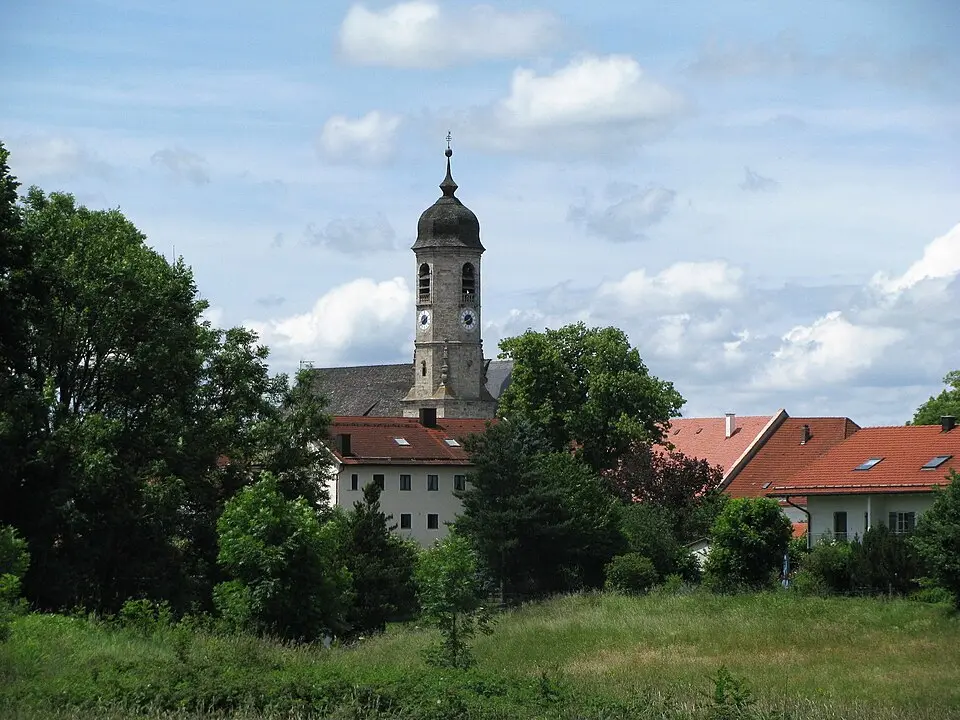Bild: Gras-Ober · CC BY-SA 3.0 Weyarn