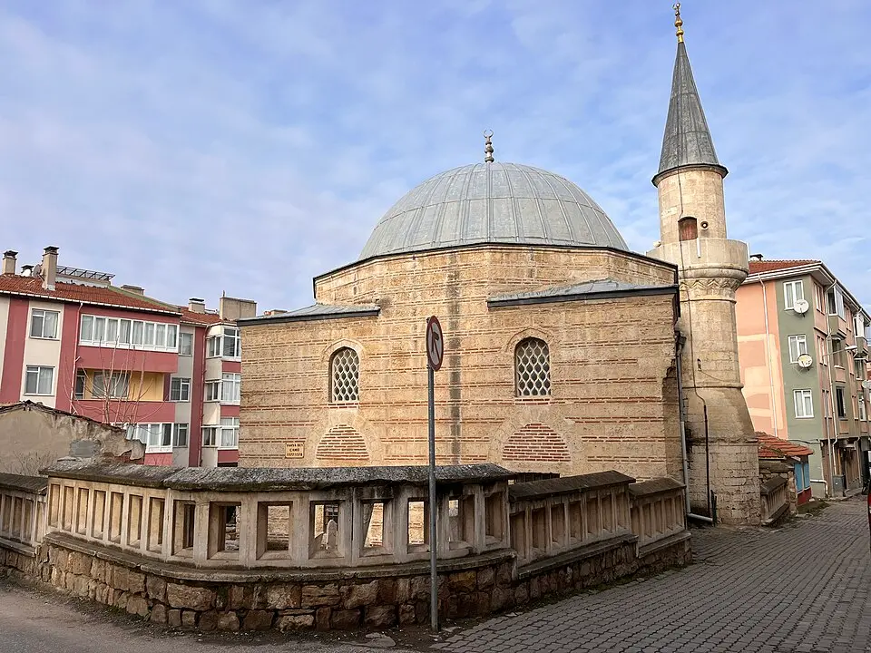 Bild: Sadrettin · CC BY-SA 4.0 Yahya Bey Camii