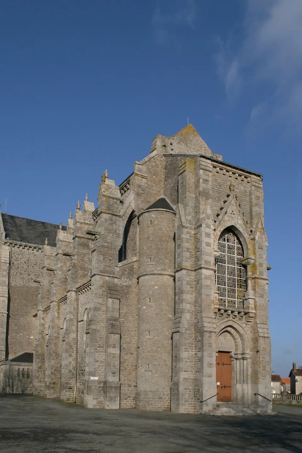 basilique Notre-Dame-de-Pitié de La Chapelle-Saint-Laurent