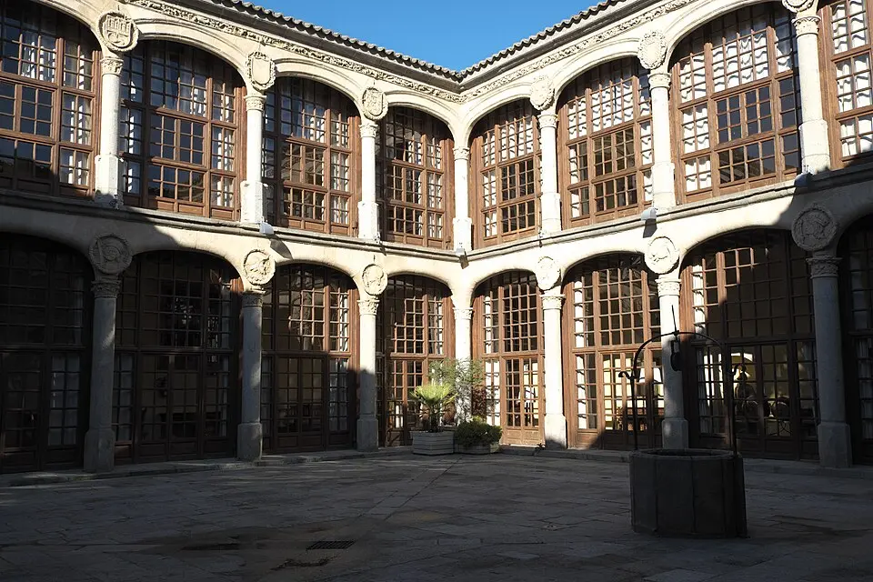Palacio de los Condes de Alba y Aliste