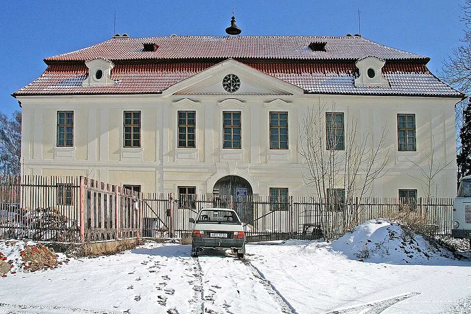 Starý zámek Bečváry