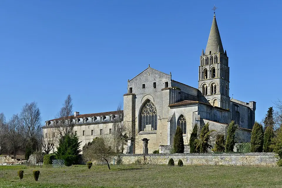 Obrázek: JLPC · CC BY-SA 3.0 abbaye Saint-Étienne de Bassac