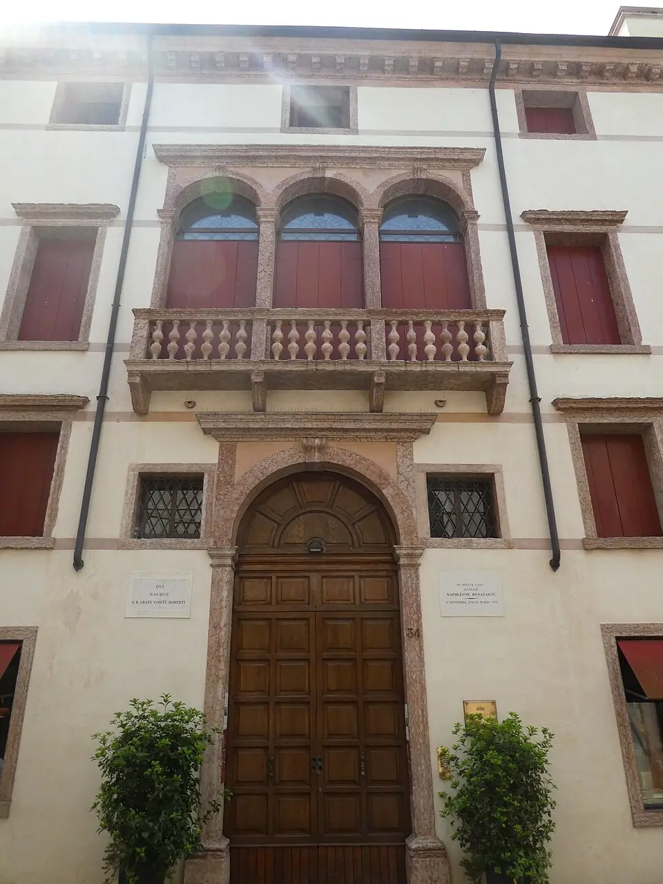 Palazzo Roberti