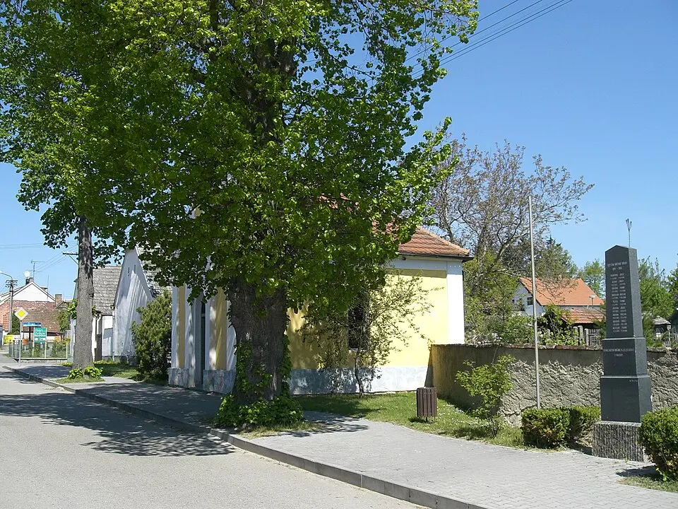 Bild: Chmee2 · CC BY-SA 3.0 Zvíkovské Podhradí