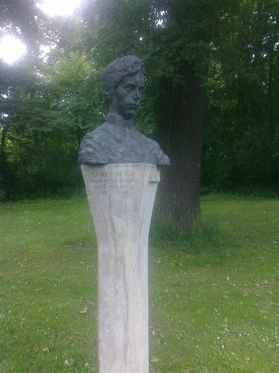 Sandor-Petöfi-Denkmal