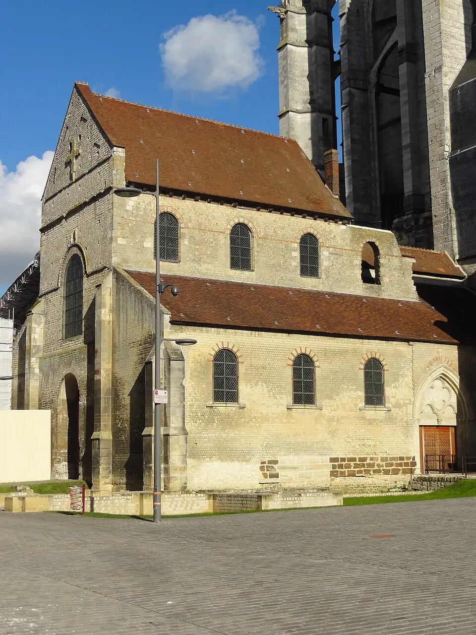 Kirche Notre-Dame-de-la-Basse-Œuvre, Beauvais
