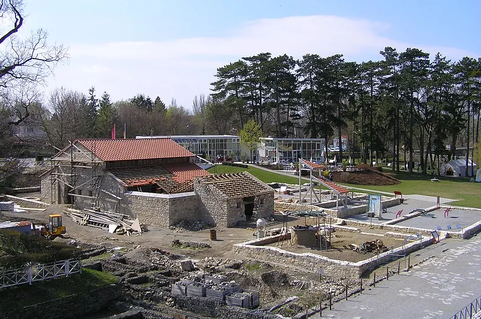 Obrázek: Vladimir Drzik · Public domain Carnuntum