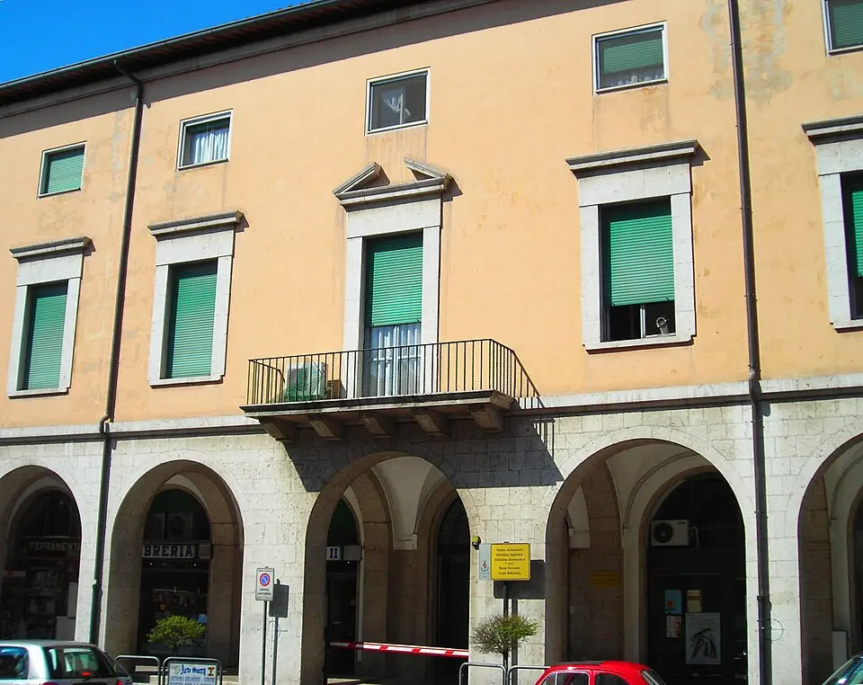 Bild: Decan · CC BY-SA 4.0 Palazzo Arcivescovile (Benevent)