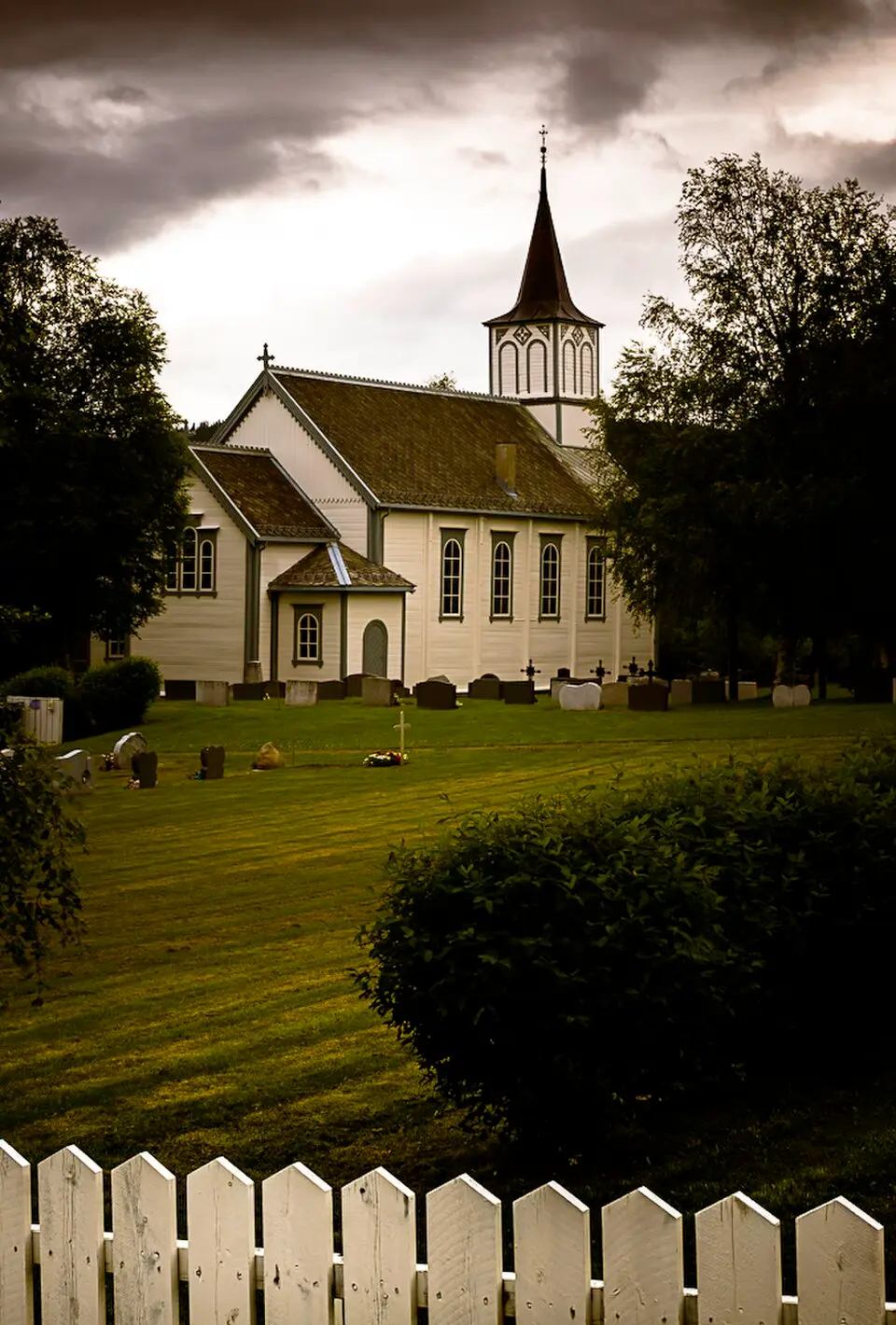 Bild: Henny stokseth · CC BY-SA 3.0 NO Berkåk kirke